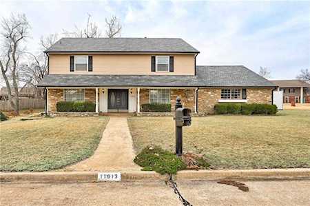 11913 Somerville Dr Yukon, OK 73099