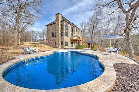 8361 Forest Hills Ln Rogers, AR 72756