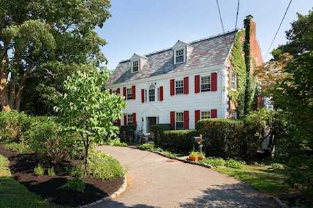 55 Huntington Rd Newton, MA 02458