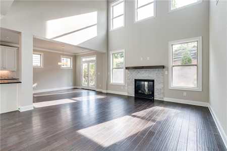 920 Pennington View Ln Alpharetta, GA 30004