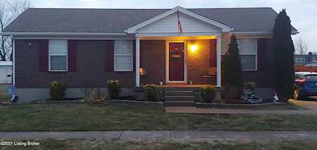 447 Majestic Blvd Shepherdsville, KY 40229