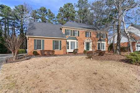 1125 Pine Bloom Dr Roswell, GA 30076