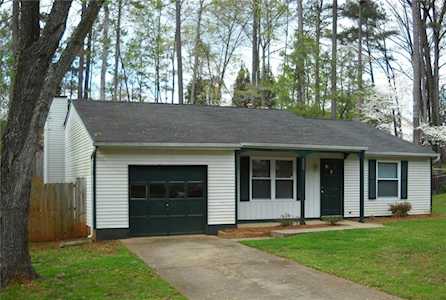 320 Hembree Forest Circle Roswell, GA 30076