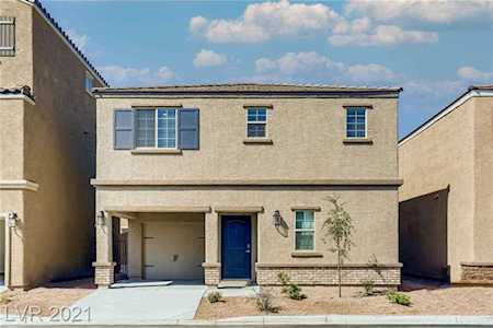 4311 Heavenly Bamboo Way St Las Vegas, NV 89115