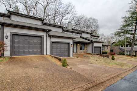 423 Country Club Ct Clarksville, TN 37043