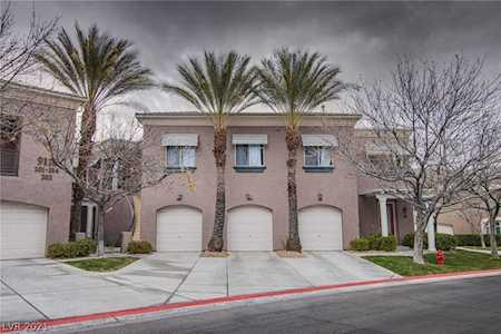 9116 Vista Greens Way #202 Las Vegas, NV 89134