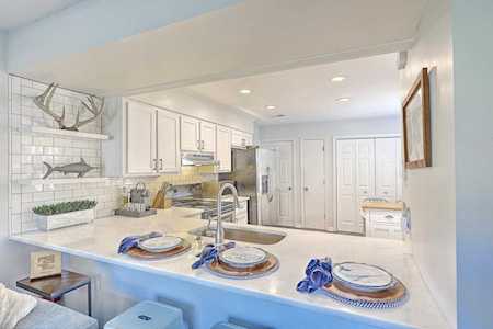 1077 Marsh Court Ln Mount Pleasant, SC 29464