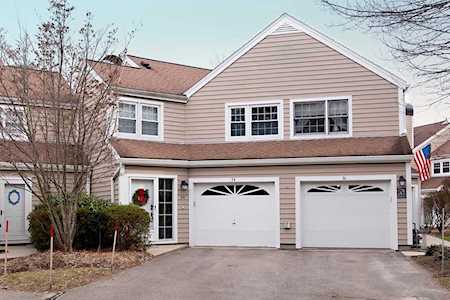 34 Clear Pond Dr #34 Walpole, MA 02081