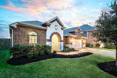 26503 Twin Arrows Dr Richmond, TX 77406