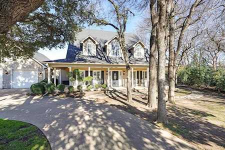 4109 Cherokee Court Granbury, TX 76048