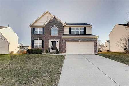 10933 Alamosa Dr Fishers, IN 46038
