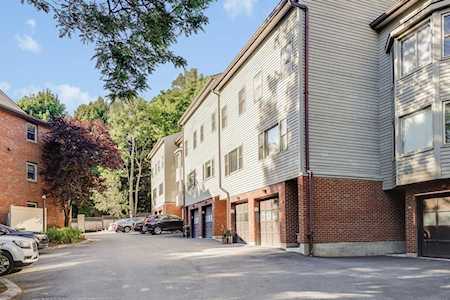 109 Beaconsfield Road #109 Brookline, MA 02445