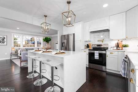 6100 Saint John Dr Alexandria, VA 22310