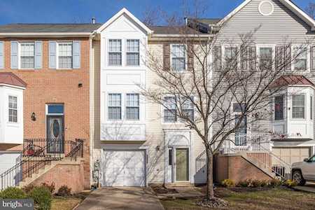 13802 Gullivers Trl Bowie, MD 20720