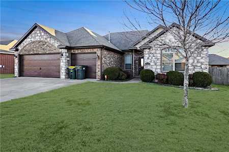 302 Pebble Beach Dr Cave Springs, AR 72718