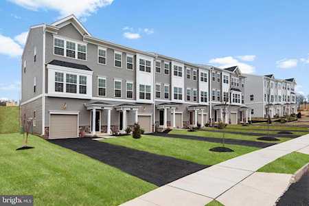 7 Wil Be Dr Pottstown, PA 19465