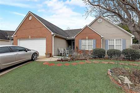 3400 Grayson Manor Ct Loganville, GA 30052