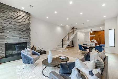 5208 Chenevert Houston, TX 77004
