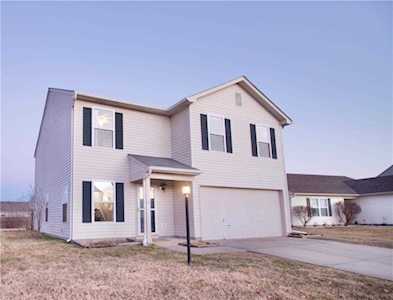 267 Broadmoor Bend Pittsboro, IN 46167