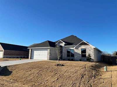 3316 Windcrest Granbury, TX 76049