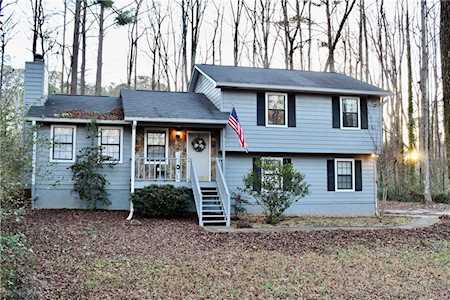 4073 Westview St Douglasville, GA 30135