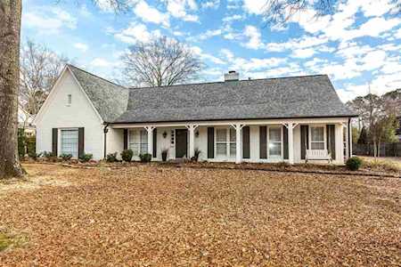 1440 Poplar Ridge Dr Memphis, TN 38120