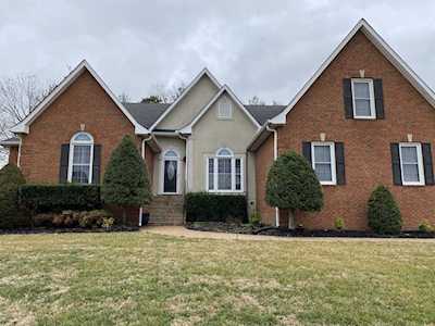 107 Lexington Dr Lebanon, TN 37087
