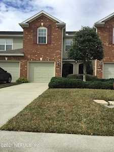 6952 Roundleaf Dr Jacksonville, FL 32258
