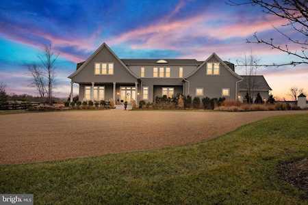 16684 Mandileigh Ln Hamilton, VA 20158