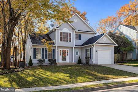 215 Cranbrook Dr NE Leesburg, VA 20176