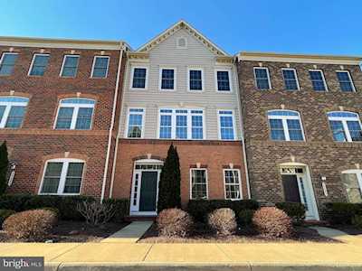 24643 Red Lake Terrace Sterling, VA 20166