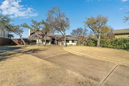 7852 Skylake Drive Fort Worth, TX 76179