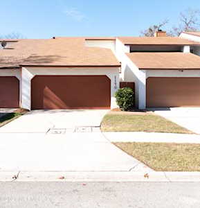 1170 Romaine Cir Jacksonville, FL 32225