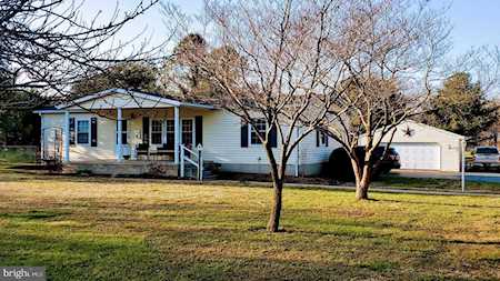 1053 Dinahs Corner Rd Dover, DE 19904