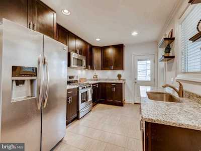 1425 Henry St Baltimore, MD 21230
