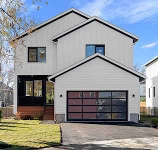 17 Winthrop Pl Medford, MA 02155