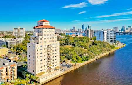 1846 Margaret St Jacksonville, FL 32204