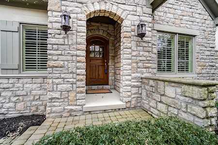 5863 Dyrham Park Dublin, OH 43017