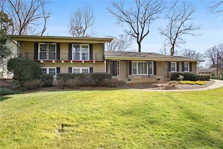 2262 Brookhurst Dr Atlanta, GA 30338