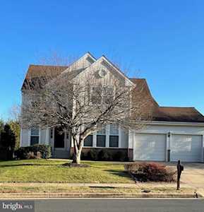 21262 Olive Green Ct Ashburn, VA 20147