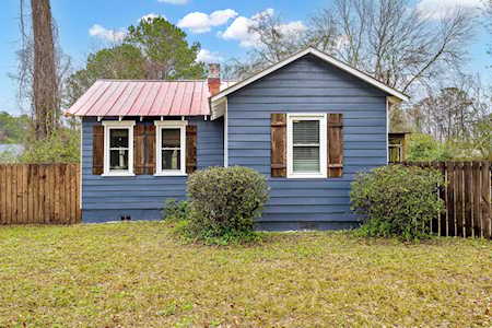 2111 River Rd Johns Island, SC 29455