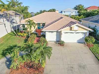 415 8th Ave N Tierra Verde, FL 33715