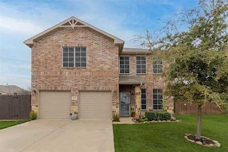 3913 Grizzly Hills Circle Fort Worth, TX 76244
