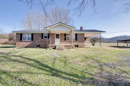 2743 Brooks Bend Lane Gainesboro, TN 38562