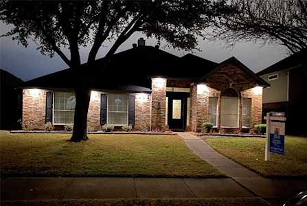 8208 Pacific Street Frisco, TX 75035