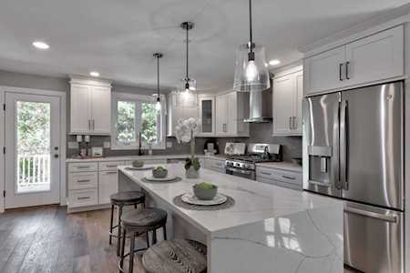 97 N Main St #10 Middleton, MA 01949