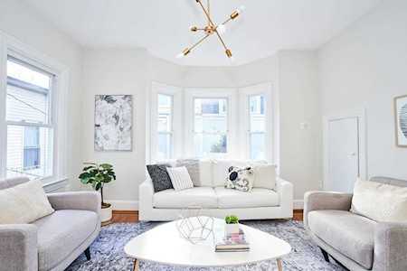 17 School St #2 Somerville, MA 02143