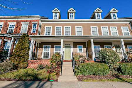 8670 Gauphin Pl Nashville, TN 37211