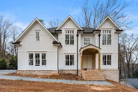 4174 Oak Forest Dr NE Brookhaven, GA 30319