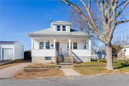 45 Sweet Briar Ave East Providence, RI 02915